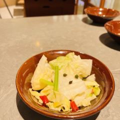 余姚市凤山街道城东路888号(华润五彩城)五楼501半步颠小酒馆(五彩城店) User Photo
