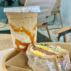 陋室啡尔(瑞清花园店) User Photo