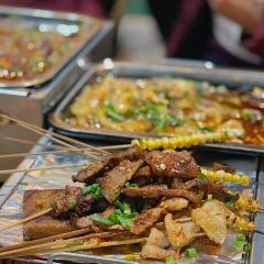 云南建水鸡脚王烧烤(商贸路店) 여행 사진
