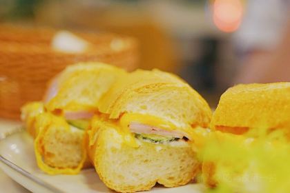 星巴克（惠州金山湖中心分店）