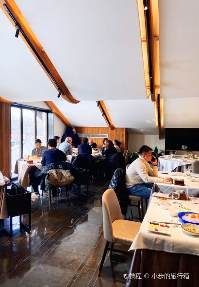 四季民福烤鴨店(故宮店)