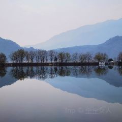 Luotong Jiuxing Fishing Village Restaurant 여행 사진