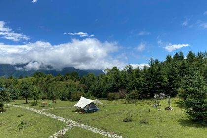 海螺沟阿布的若丁山