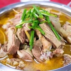 XIN YANG SHUAN GUO CHENG User Photo