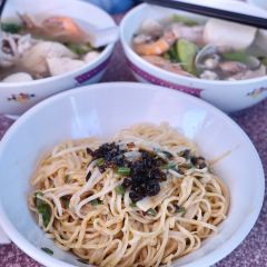 炳忠粿条面 User Photo