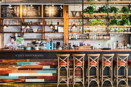 万禾都市农场 Brunch·Bistro(长宁来福士店)