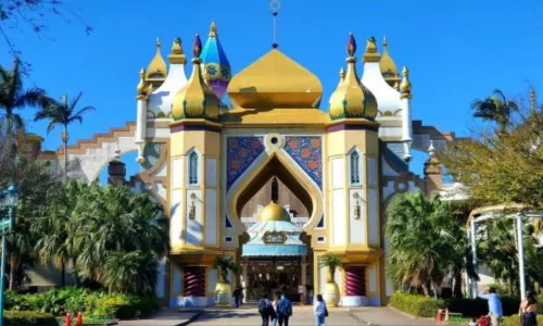 六福村主題遊樂園