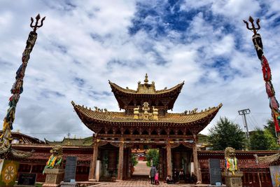 Zuohai Temple