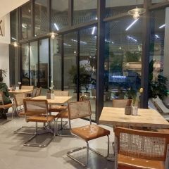 Miel cake&coffee蜜爱尔(一兆韦德店) User Photo