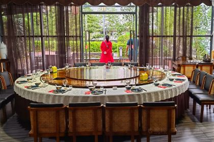 梅邑生態園（AONE公園店）