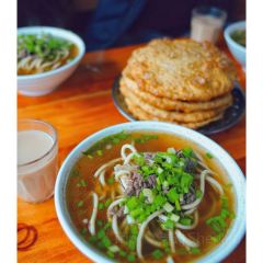 拉萨鲁布藏面馆 User Photo