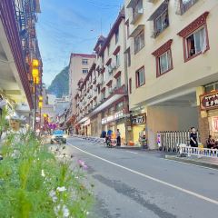 兴雅川菜馆(雅江店) User Photo