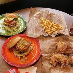 范氏汉堡·食验室(白马路万科里店) User Photo