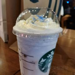 Starbucks (Wangfujing) User Photo
