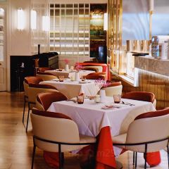 Oyster Show Restaurant & Lounge User Photo