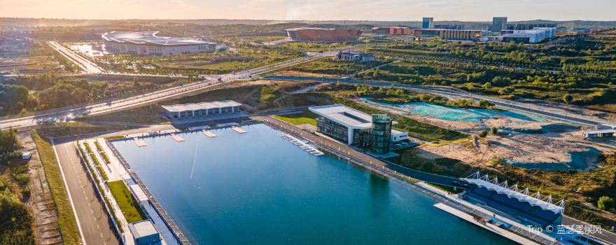 Yulin City Water Sports Center