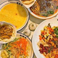 姑娘手肉夹馍·陕西面(白湖亭沃尔玛店) User Photo