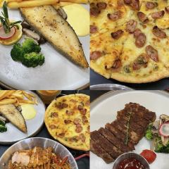 St. Mark's Restaurant (Bi Gui Yuan Feng Huang Hotel) 여행 사진