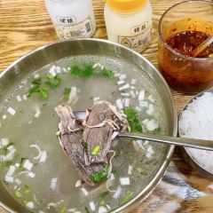 金至朝鲜族参鸡汤·包饭·冷水鱼 User Photo