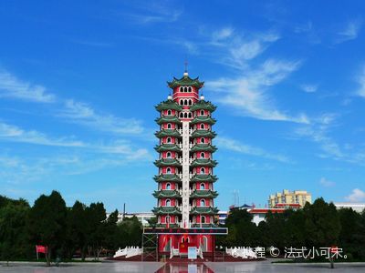 zhong guo gong nong hong jun di yi er si fang mian jun hui shi ji nian ta