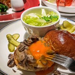 Bistro32F LeCoucou User Photo