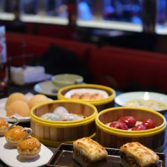 蝴蝶里·粤式点心·乳鸽(长宁来福士店) User Photo