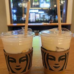 Starbucks (Wangfujing) User Photo