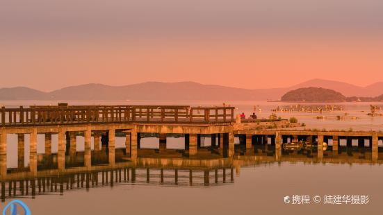 太湖十八彎拓展露營地