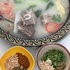 贡椒鱼野菌牦牛杂汤锅川菜(理塘店) User Photo