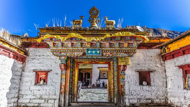 稻城亞丁風景區-沖古寺