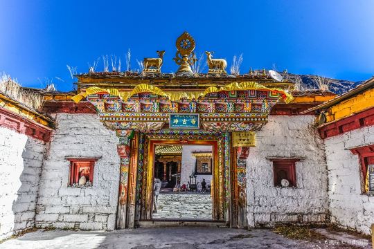 Daocheng Yading Scenic Area - Chonggu Temple
