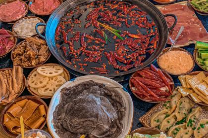 三禾源老火锅(松石店)