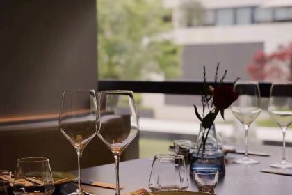 五季院子·中西料理·夜酒·派對(FAC協盛中心店)