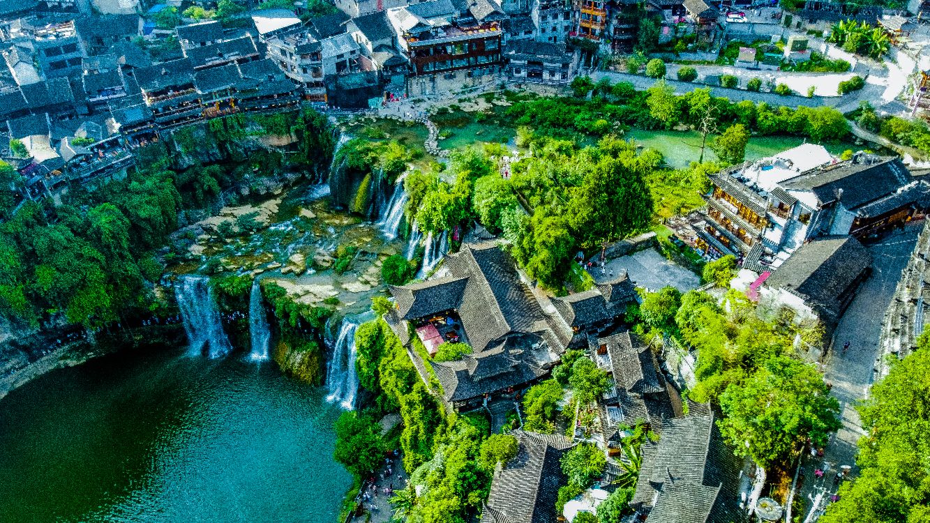 Furong Town