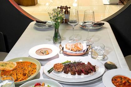 ZU MU DE CHU FANG XI CAN TING