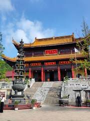Huazang Temple