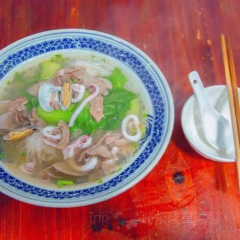 黄赛英特色锅边店 User Photo