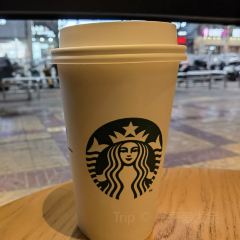 Starbucks (Wangfujing) User Photo