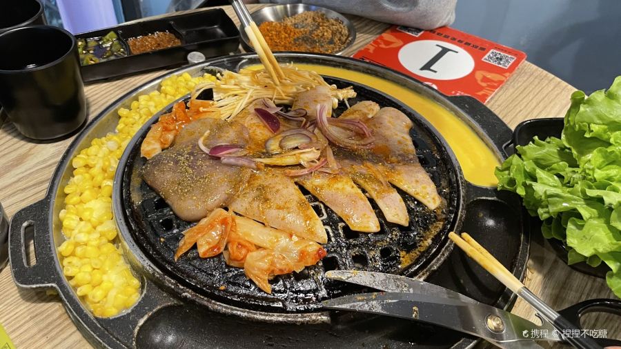 吉人帮老东北炭火烤肉堂(大学城店)