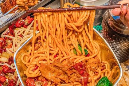 森虎虾尾·烧烤酒场(二七区直营旗舰店)