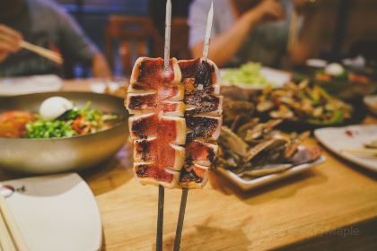 Yiwei Barbecue (jinianlu)