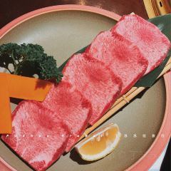 岩冶屋·炭火和牛烤肉(东二环泰禾广场店) User Photo