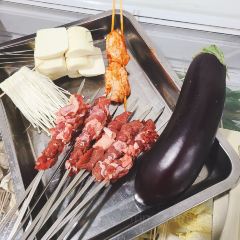 烧烤客栈碳烤羊腿(红叶店) User Photo