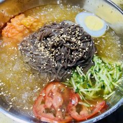 长白山星期天特色火山石烤肉(二道白河店) User Photo