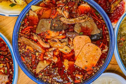 尹二姐守艺川菜(美专校街店)