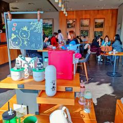 星巴克(泉州南安中骏世界城分店) User Photo