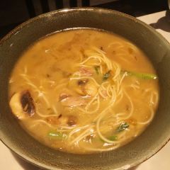 杭荟(万象九宜城店) User Photo