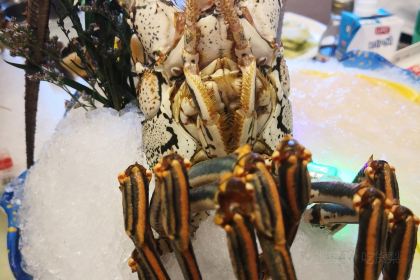 老友記海鮮姿造