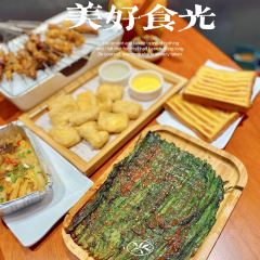 为青春串吧(和平花园店) User Photo