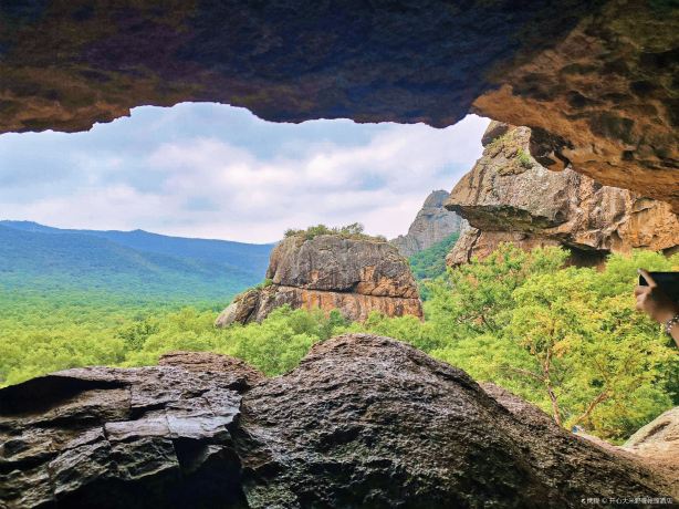 Sacred Mountain Tourist Area